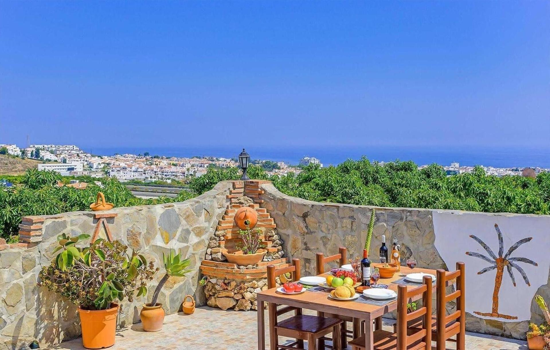 Holiday home Mit Privatpool Fuer 6 Personen Ca 140 Qm In Nerja, Andalusien Costa Del Sol Nerja