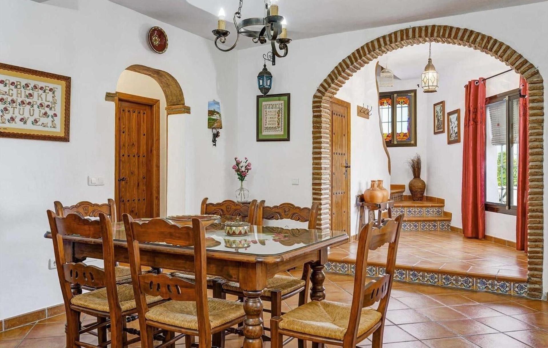 Mit Privatpool Fuer 6 Personen Ca 140 Qm In Nerja, Andalusien Costa Del Sol Holiday home Nerja