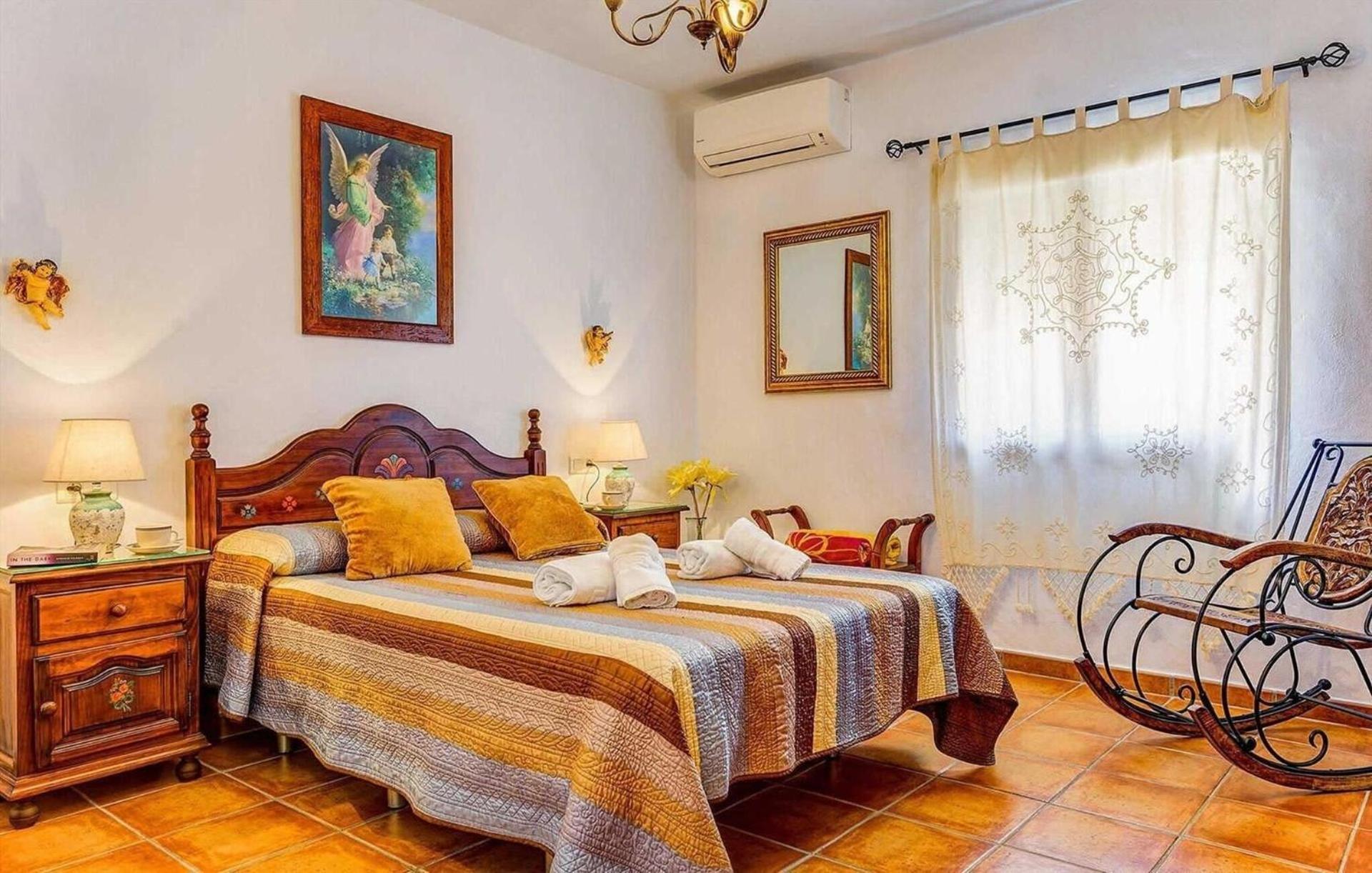 Mit Privatpool Fuer 6 Personen Ca 140 Qm In Nerja, Andalusien Costa Del Sol Holiday home Nerja